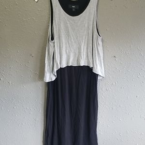 Black and Gray T-shirt Dress